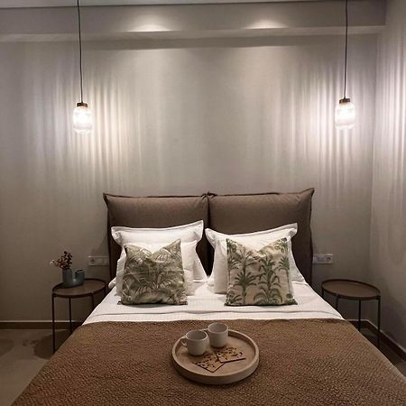 Oikiaegina Apartment Bagian luar foto