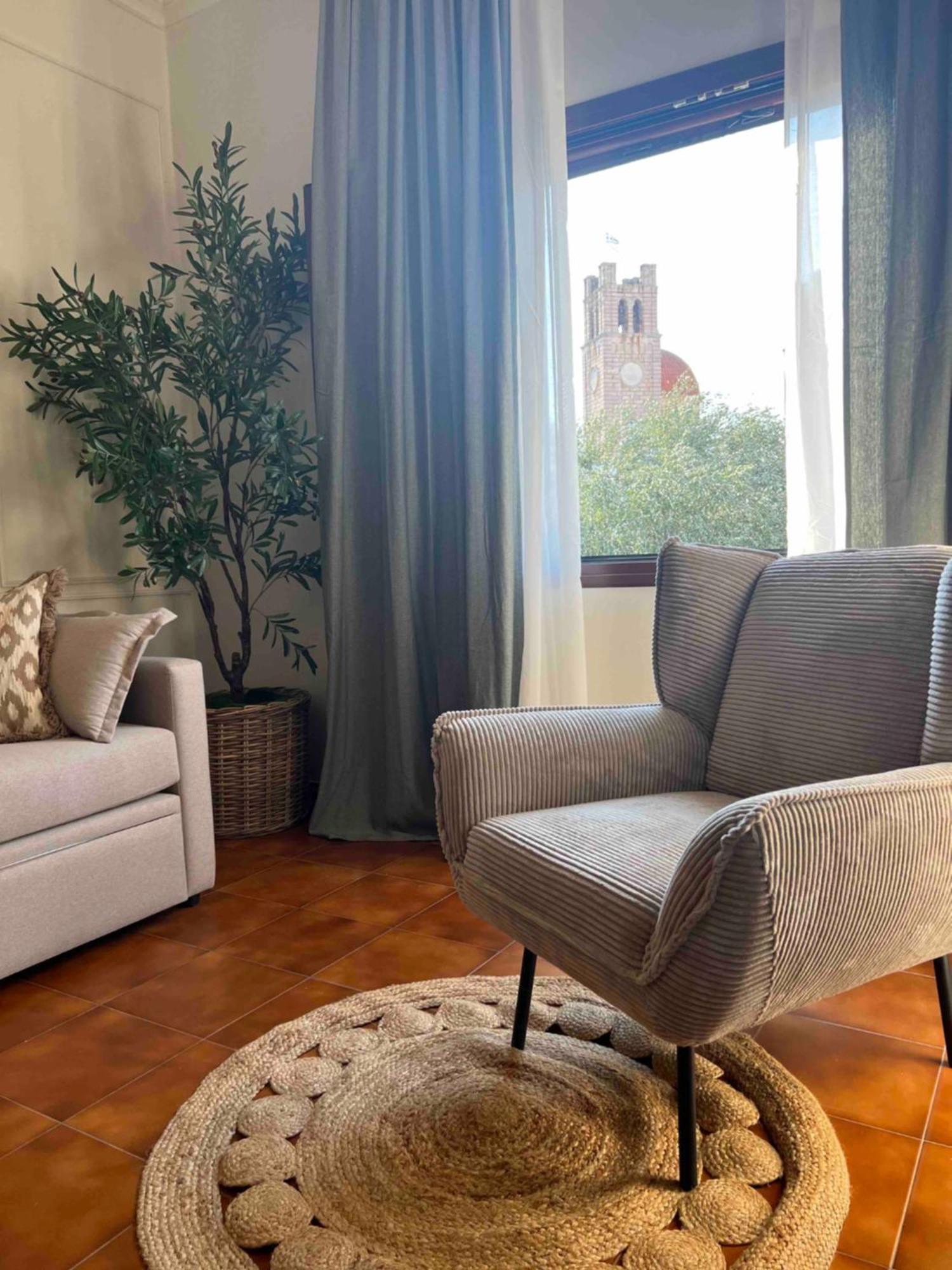 Oikiaegina Apartment Bagian luar foto